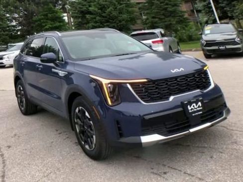 New 2025 Kia Sorento S w/ Panoramic Sunroof Package image 5