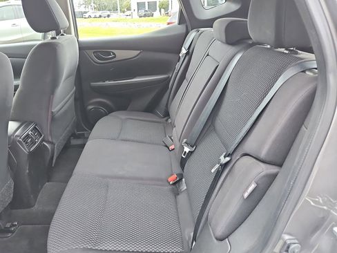 Used 2021 Nissan Rogue Sport S image 13