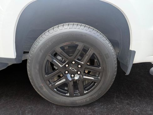 Used 2023 Chevrolet Silverado 1500 RST w/ Protection Package AWD/4WD image 27