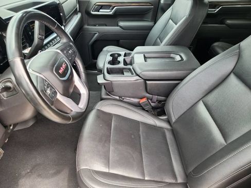 Used 2025 GMC Sierra 1500 SLT RWD image 12