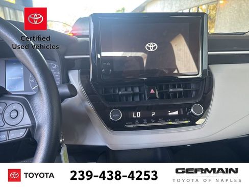 Used 2025 Toyota Corolla LE image 18