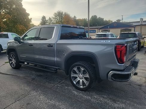 Used 2020 GMC Sierra 1500 SLE w/ SLE Value Package image 4