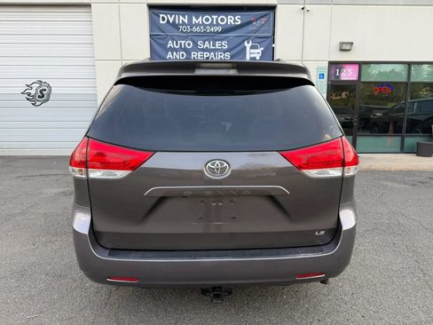 Used 2012 Toyota Sienna LE FWD image 13