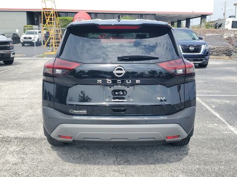 Certified 2023 Nissan Rogue SV FWD image 6