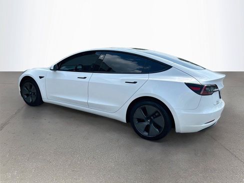 Used 2021 Tesla Model 3 Standard Range Plus RWD image 6
