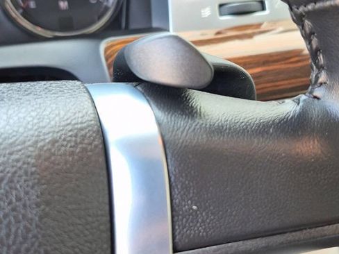 Used 2012 Lincoln MKS FWD image 47