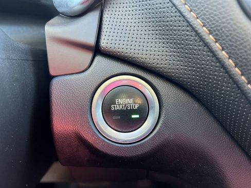 Used 2020 Chevrolet Equinox Premier image 17