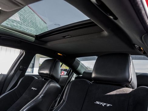 Used 2015 Dodge Charger SRT Hellcat image 30