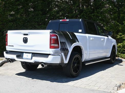 Used 2022 RAM 1500 Laramie w/ Sport Appearance Package AWD/4WD image 7