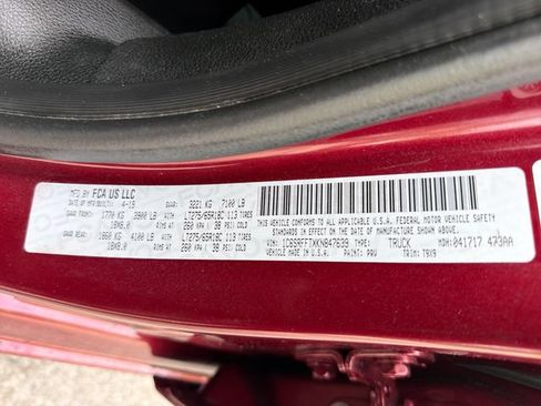 Used 2019 RAM 1500 Big Horn AWD/4WD image 33