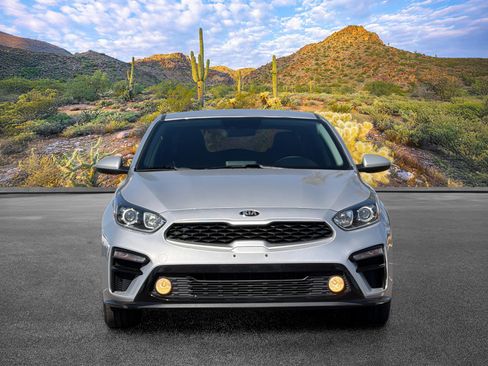 Certified 2021 Kia Forte LXS FWD image 5