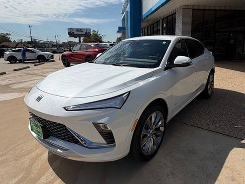 New 2026 Buick Envista Avenir FWD image 4