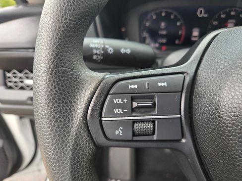 Certified 2025 Honda Accord SE image 24