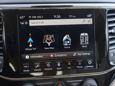 Used 2021 Jeep Grand Cherokee Limited w/ Luxury Group II AWD/4WD image 18