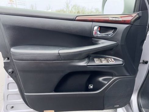 Used 2011 Lexus LX 570 570 w/ Luxury Pkg image 18