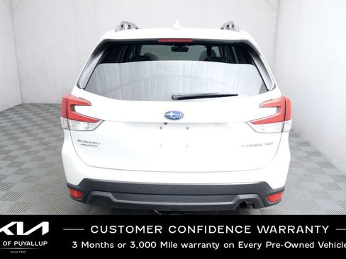 Used 2022 Subaru Forester Premium AWD/4WD image 6
