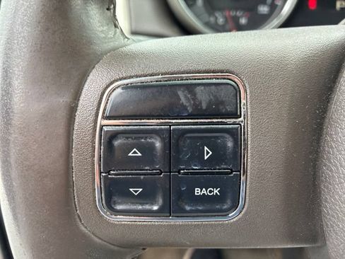 Used 2011 Jeep Grand Cherokee Laredo w/ Trailer Tow Group AWD/4WD image 21