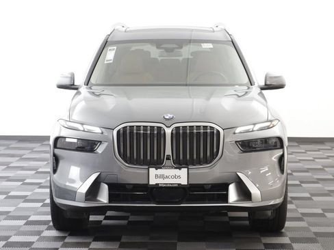 Used 2026 BMW X7 xDrive40i AWD/4WD image 23