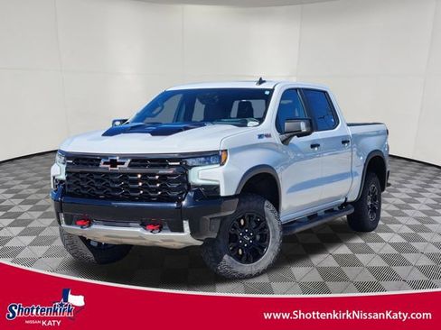 Used 2023 Chevrolet Silverado 1500 ZR2 image 1