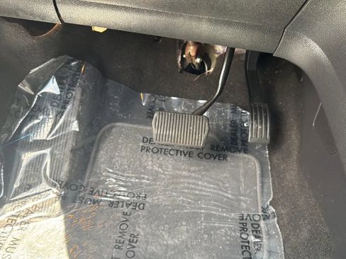 Used 2017 Ford Escape SE FWD image 39