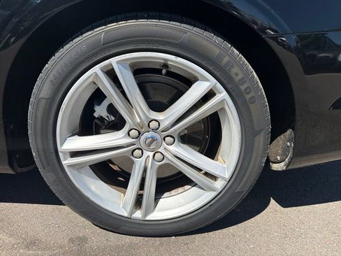 Used 2018 Volvo S90 T5 Momentum w/ Convenience Package FWD image 31