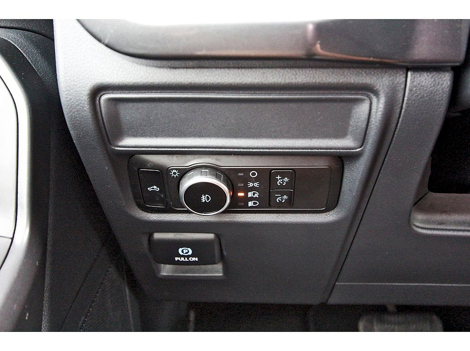 Used 2024 Ford F150 STX RWD image 19