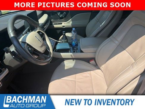 Used 2020 Lincoln Aviator Reserve w/ Equipment Group 201A AWD/4WD image 4