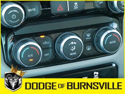 Used 2024 RAM 3500 Tradesman w/ Chrome Appearance Group image 25