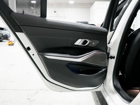 Used 2022 BMW M3 Competition w/ Executive Package image 29