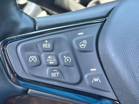 Used 2023 Chevrolet Equinox Premier AWD/4WD image 20