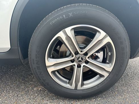 Used 2019 Mercedes-Benz GLC 300 image 12