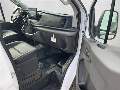 New 2026 Ford Transit 150 Low Roof RWD image 19