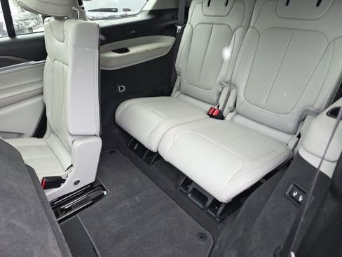 Used 2022 Jeep Grand Cherokee L Overland image 16