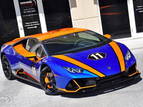 Used 2020 Lamborghini Huracan EVO AWD/4WD image 3