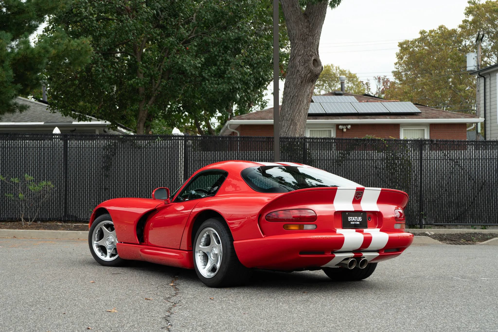 Used 1997 Dodge Viper GTS RWD image 12
