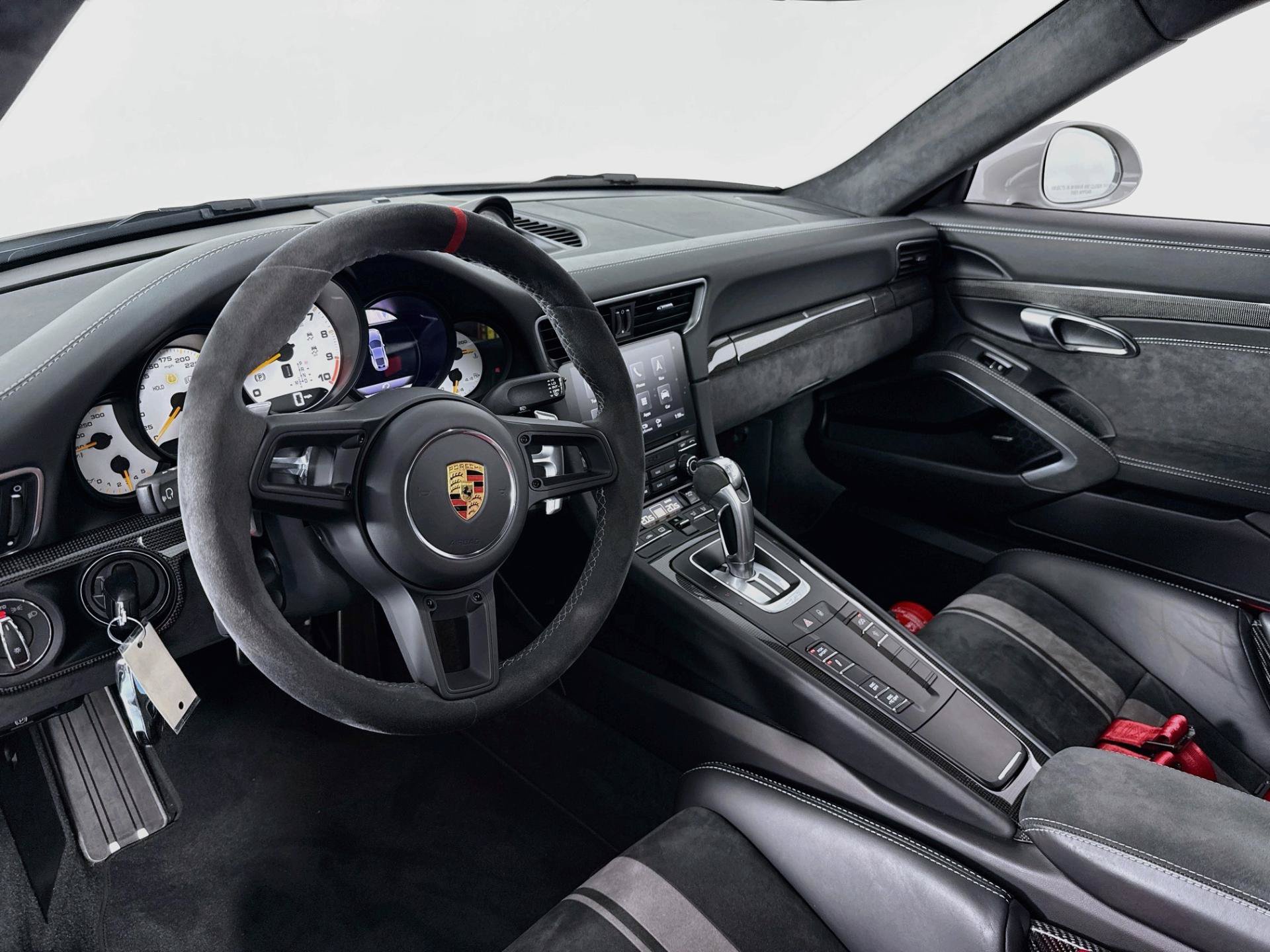 Used 2018 Porsche 911 GT3 RWD image 23