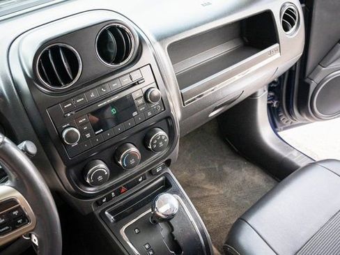 Used 2014 Jeep Patriot Latitude w/ All Weather Capability Group image 24