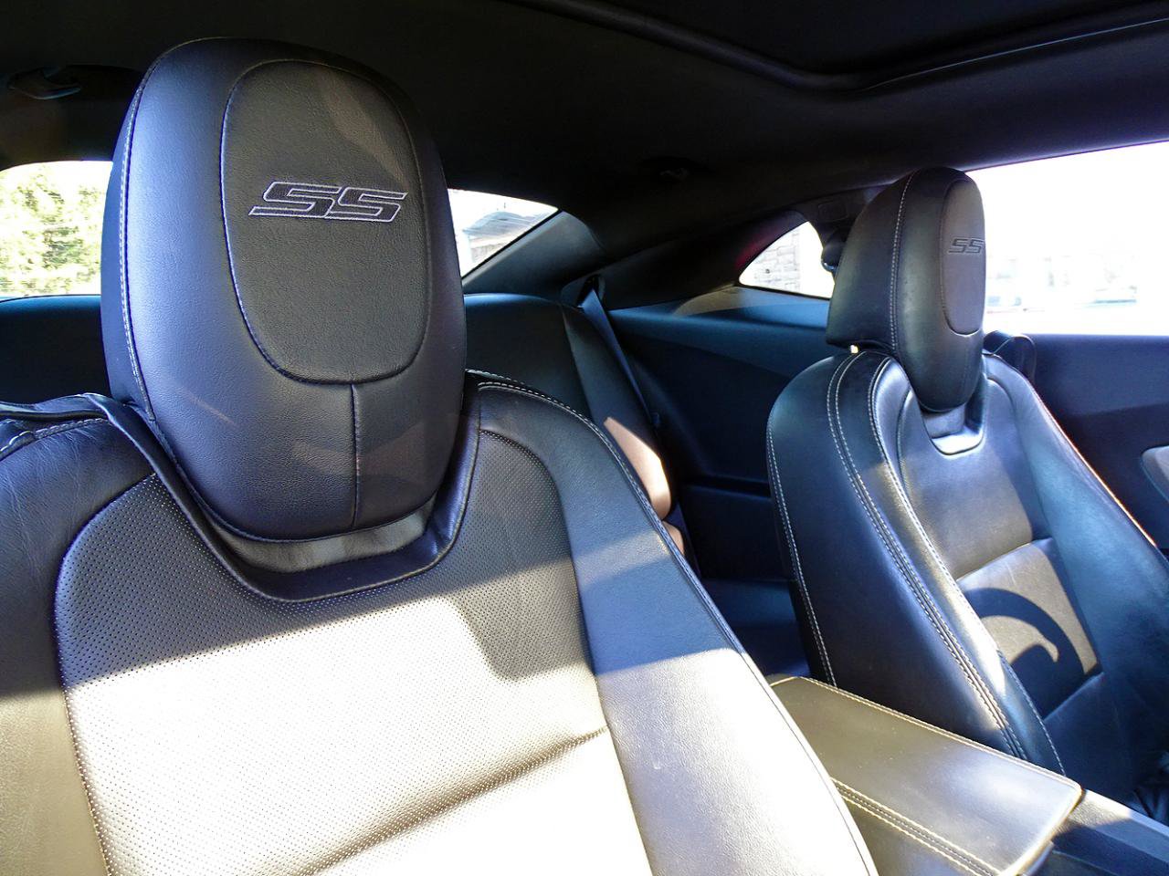 Used 2012 Chevrolet Camaro SS w/ RS Package RWD image 23
