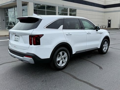 New 2026 Kia Sorento LX image 3