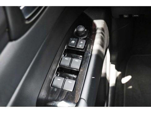 Used 2025 MAZDA CX-5 AWD 2.5 S w/ Preferred Package image 20
