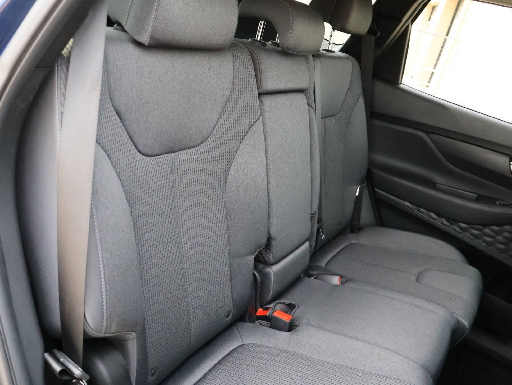 Used 2023 Hyundai Santa Fe SE FWD image 29