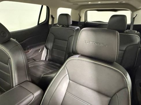 Used 2021 GMC Acadia Denali w/ Denali Technology Package FWD image 34