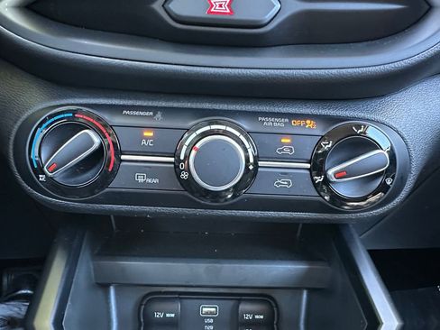 Used 2024 Kia Soul LX w/ Option Group 015 FWD image 20