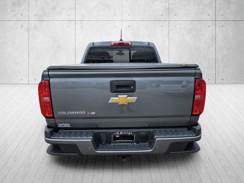 Used 2019 Chevrolet Colorado Z71 AWD/4WD image 6