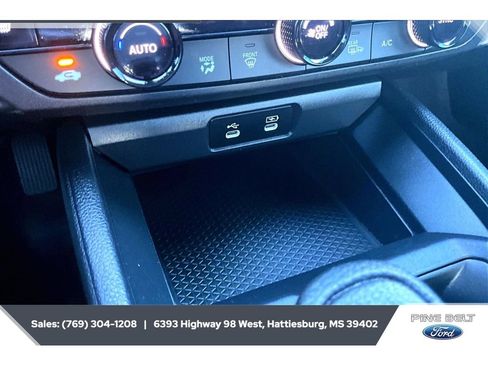 Used 2025 Honda Accord SE image 22