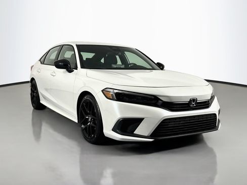 Certified 2024 Honda Civic Sport image 3