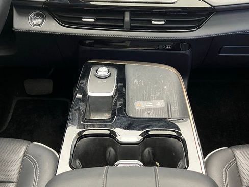 Used 2025 Buick Enclave Avenir w/ Super Cruise Package image 12