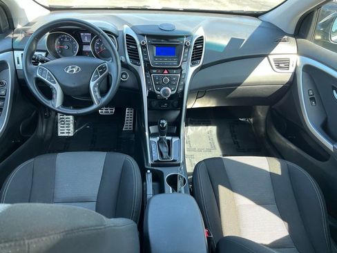 Used 2016 Hyundai Elantra GT w/ Option Group 02 FWD image 17