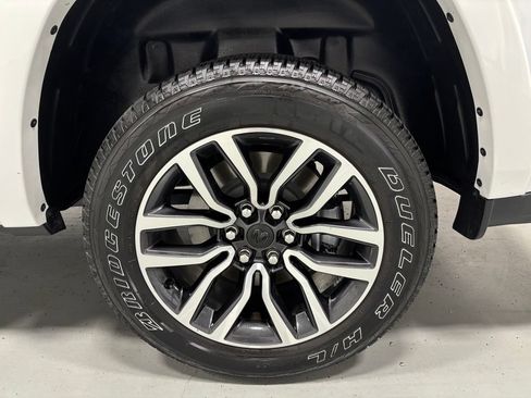 Used 2026 RAM 1500 Limited AWD/4WD image 64