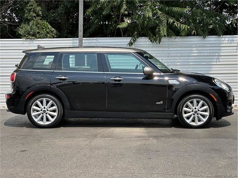 Used 2017 MINI Cooper Clubman S AWD/4WD image 9